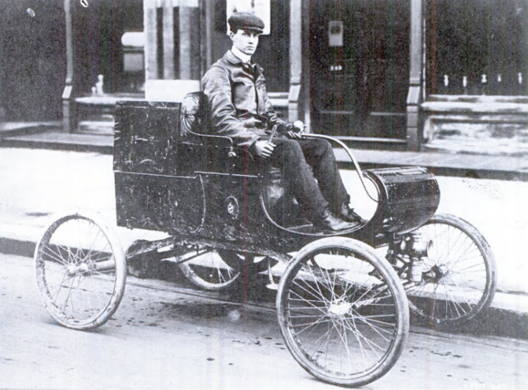 Curved Dash Oldsmobile, 1901